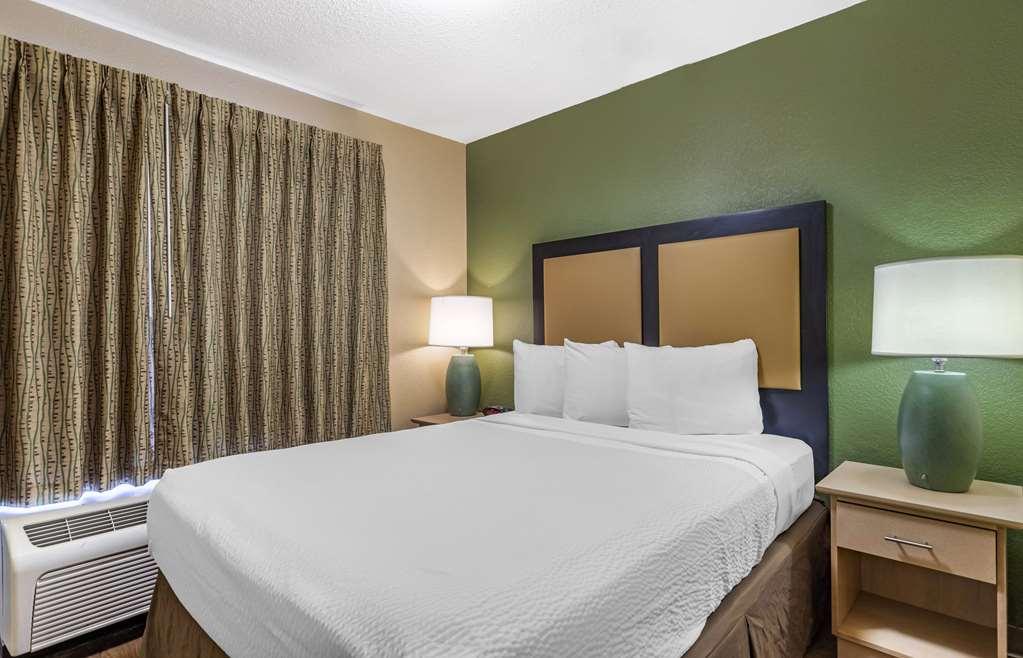 Extended Stay America Suites - San Antonio - Colonnade - Medical Chambre photo